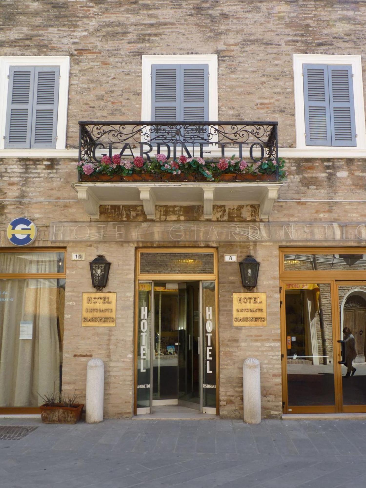 Hotel Giardinetto Loreto Bagian luar foto