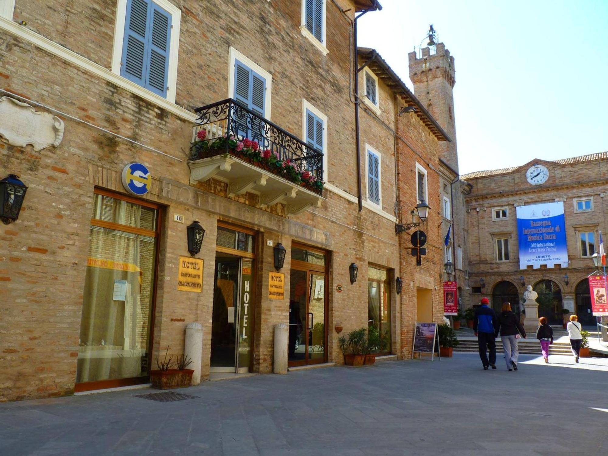 Hotel Giardinetto Loreto Bagian luar foto